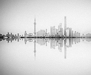 《机械战警：暴戾都市》故事预告 11月2日发售